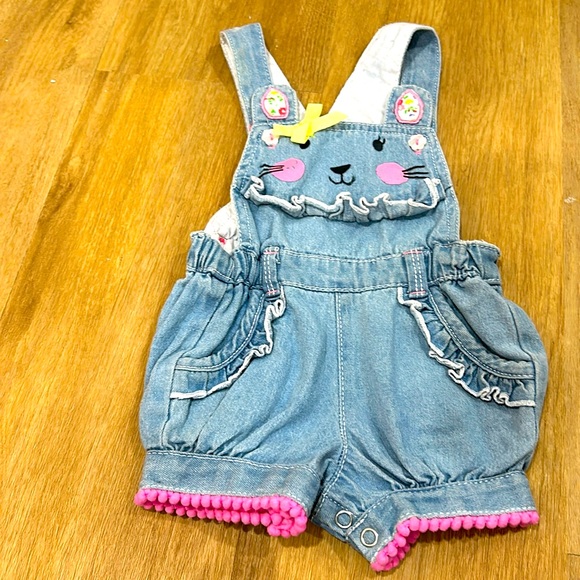 Baby girl Bunny overalls - Picture 1 of 3